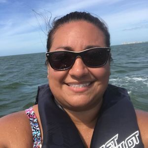 Meet your Posher, Raquel